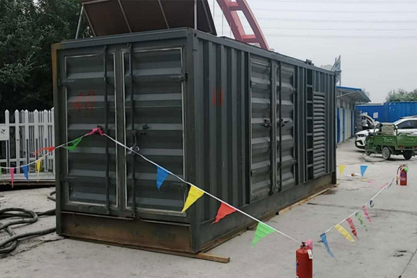 射洪发电机租赁空气滤清器多久更换一次？